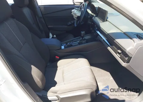 2025 Honda Accord Hybrid Sport z USA, uszkodzony, nr VIN 1HGCY2F57SA033080